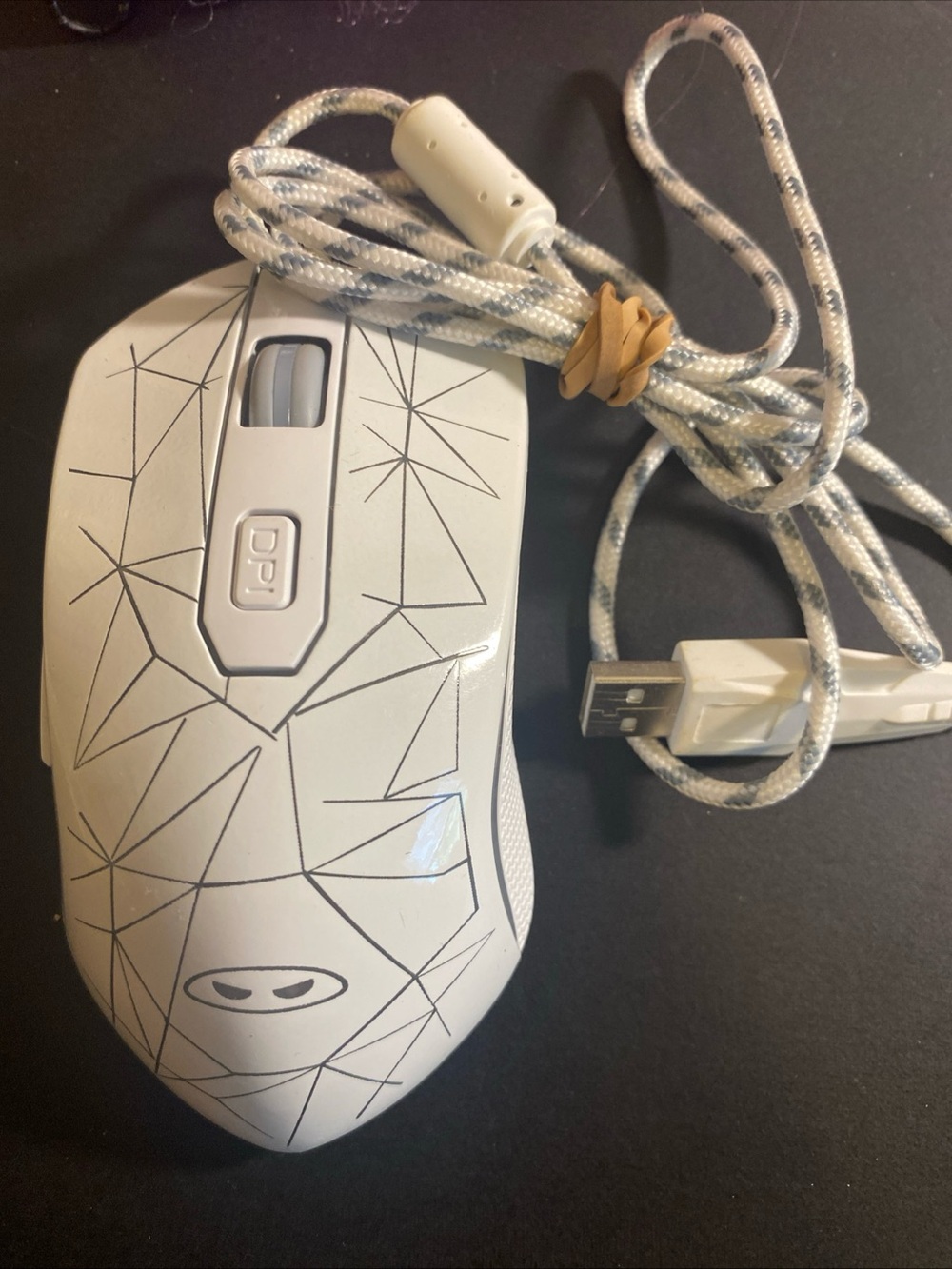 Magegee Gaming Mouse- Mouse Optico‎ Gamer G6S Black And White Design